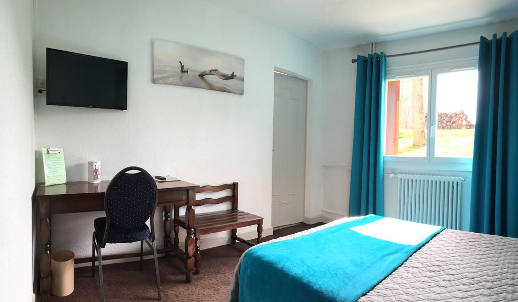 Hotel Robinson Auch Eksteriør bilde